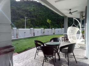 Sky Gunung Lang Ipoh Corner Lot- 10-16 pax-only stay overnight, no party or gathering